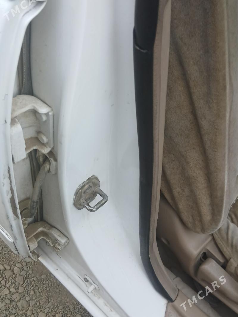 Nissan Cefiro 1996 - 65 000 TMT - Bäherden - img 9