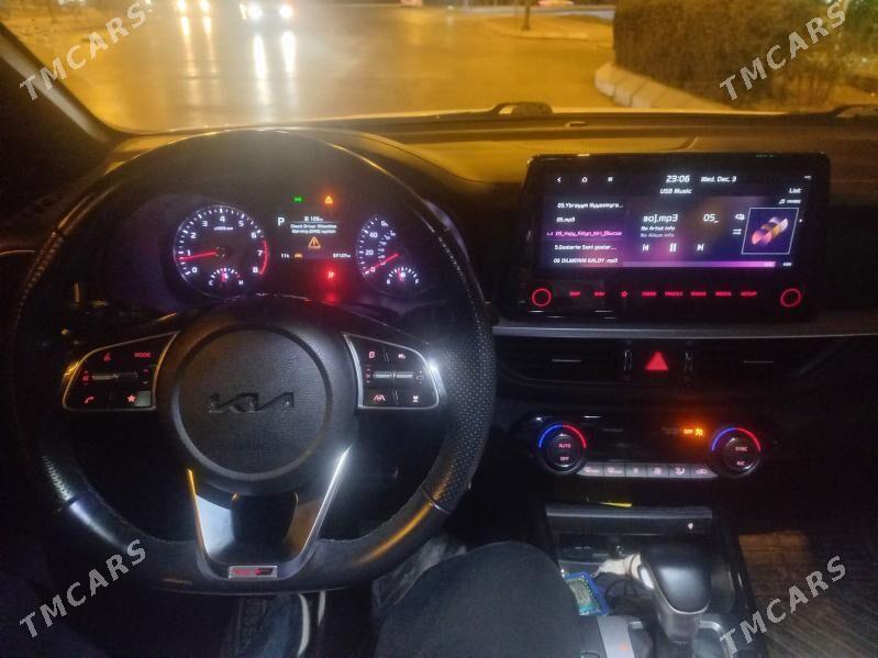 Kia Forte 2022 - 285 000 TMT - Hitrowka - img 10