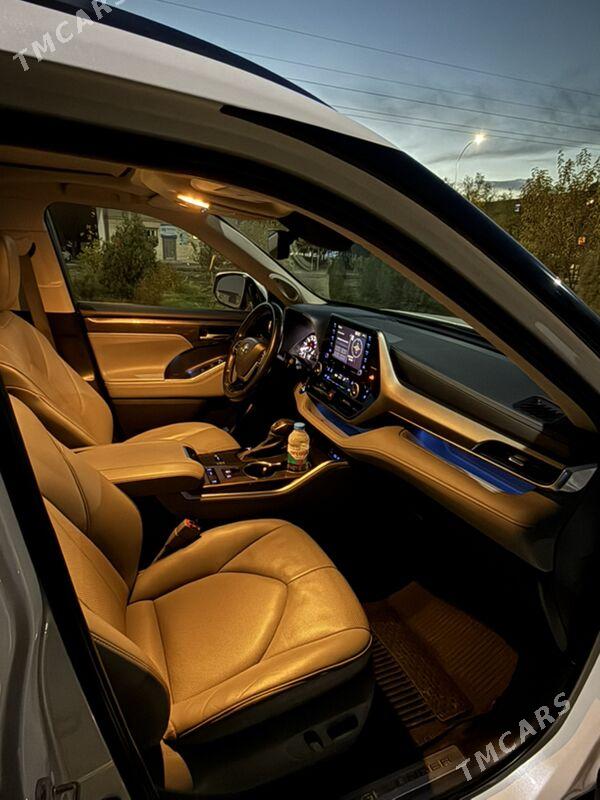 Toyota Highlander 2022 - 630 000 TMT - Балканабат - img 7