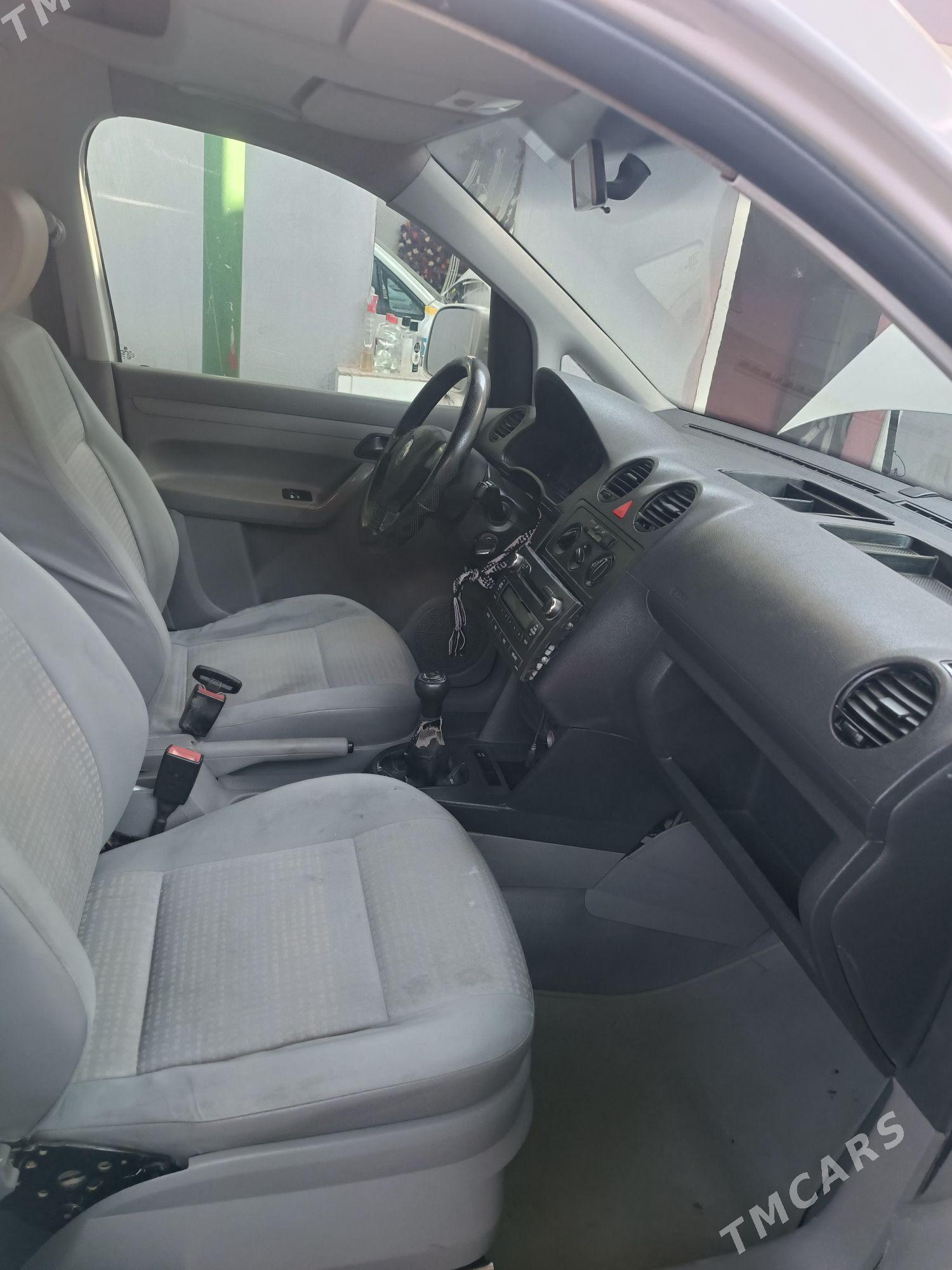 Volkswagen Caddy 2011 - 140 000 TMT - Aşgabat - img 4