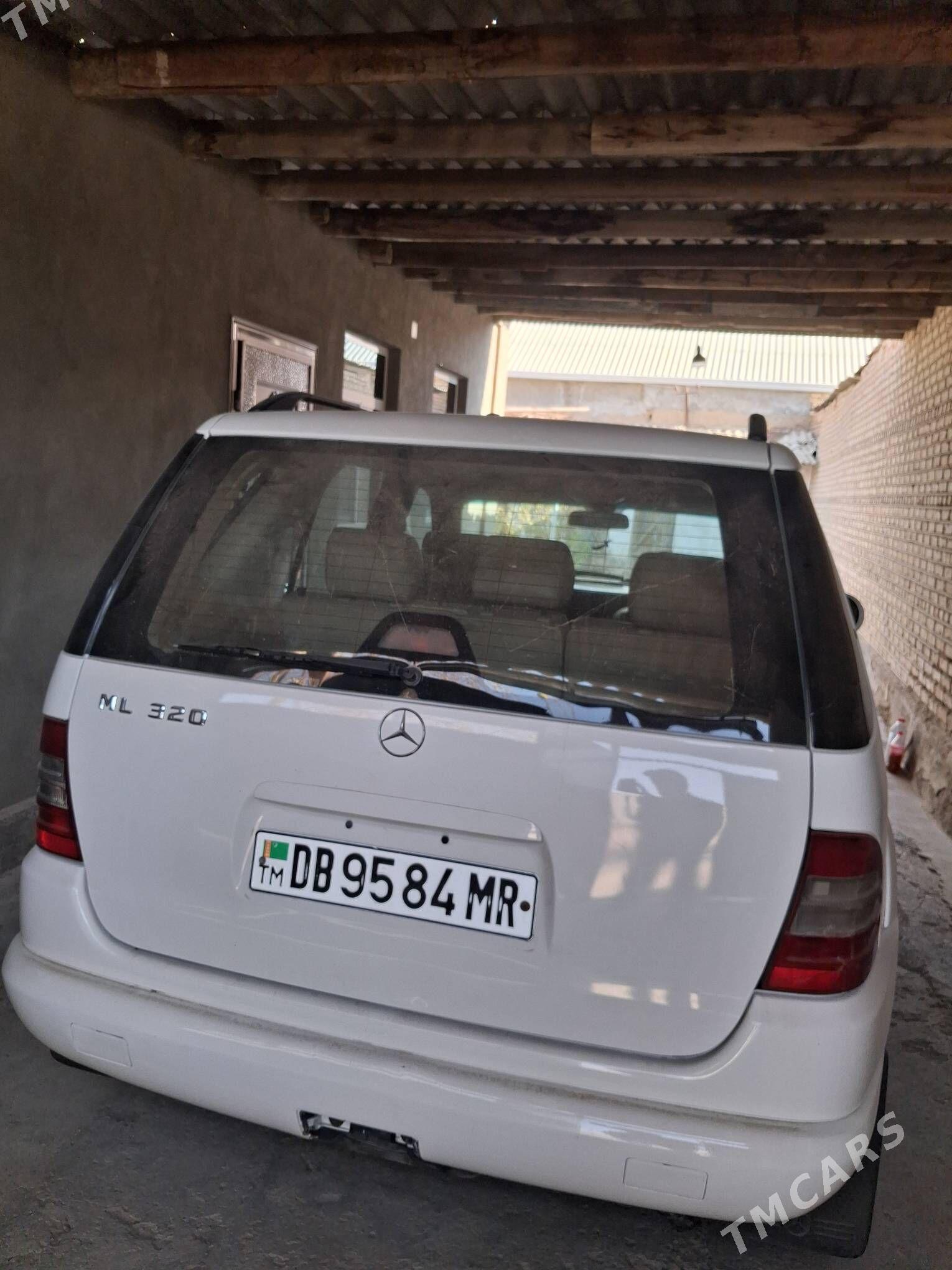 Mercedes-Benz ML350 2000 - 120 000 TMT - Байрамали - img 2