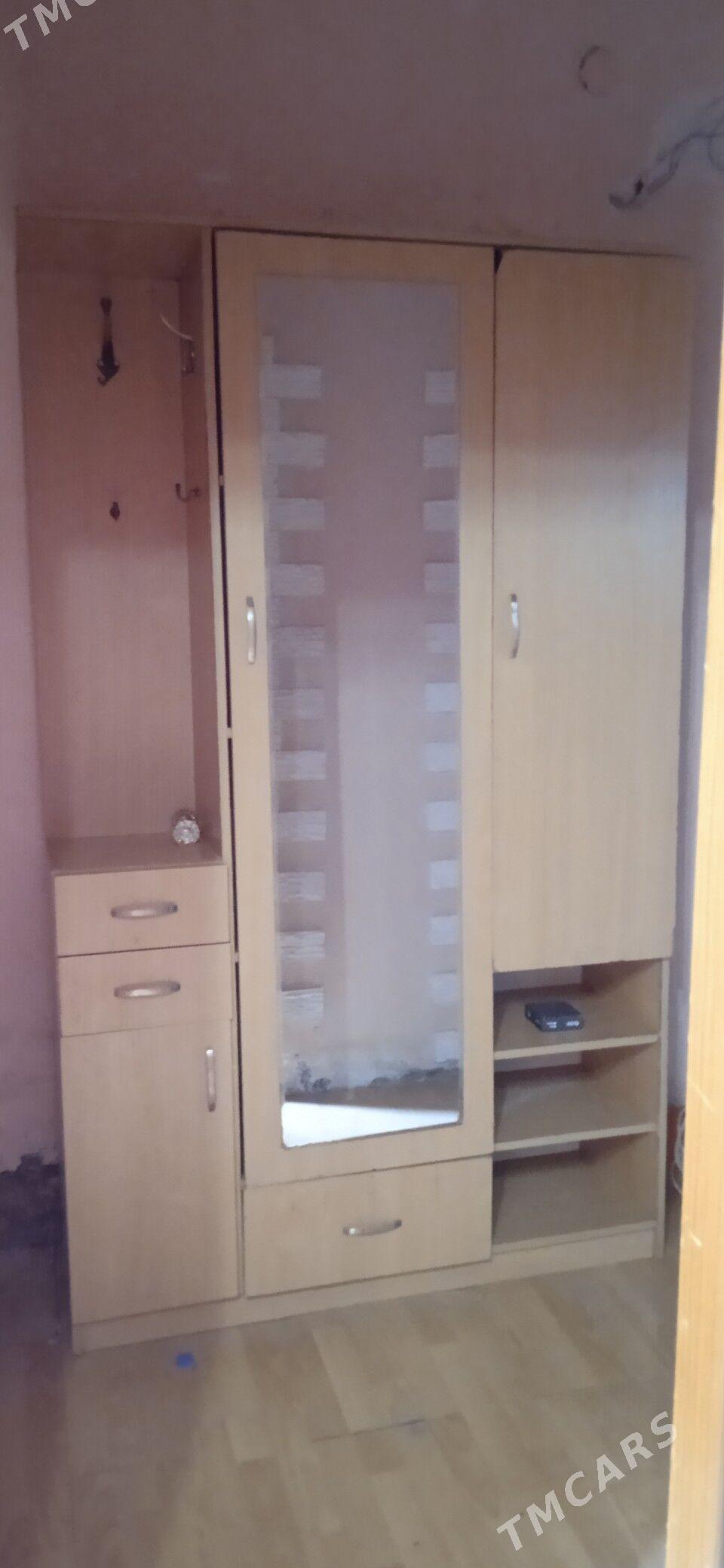 mebil şfaner prihoşka - 6 мкр - img 2