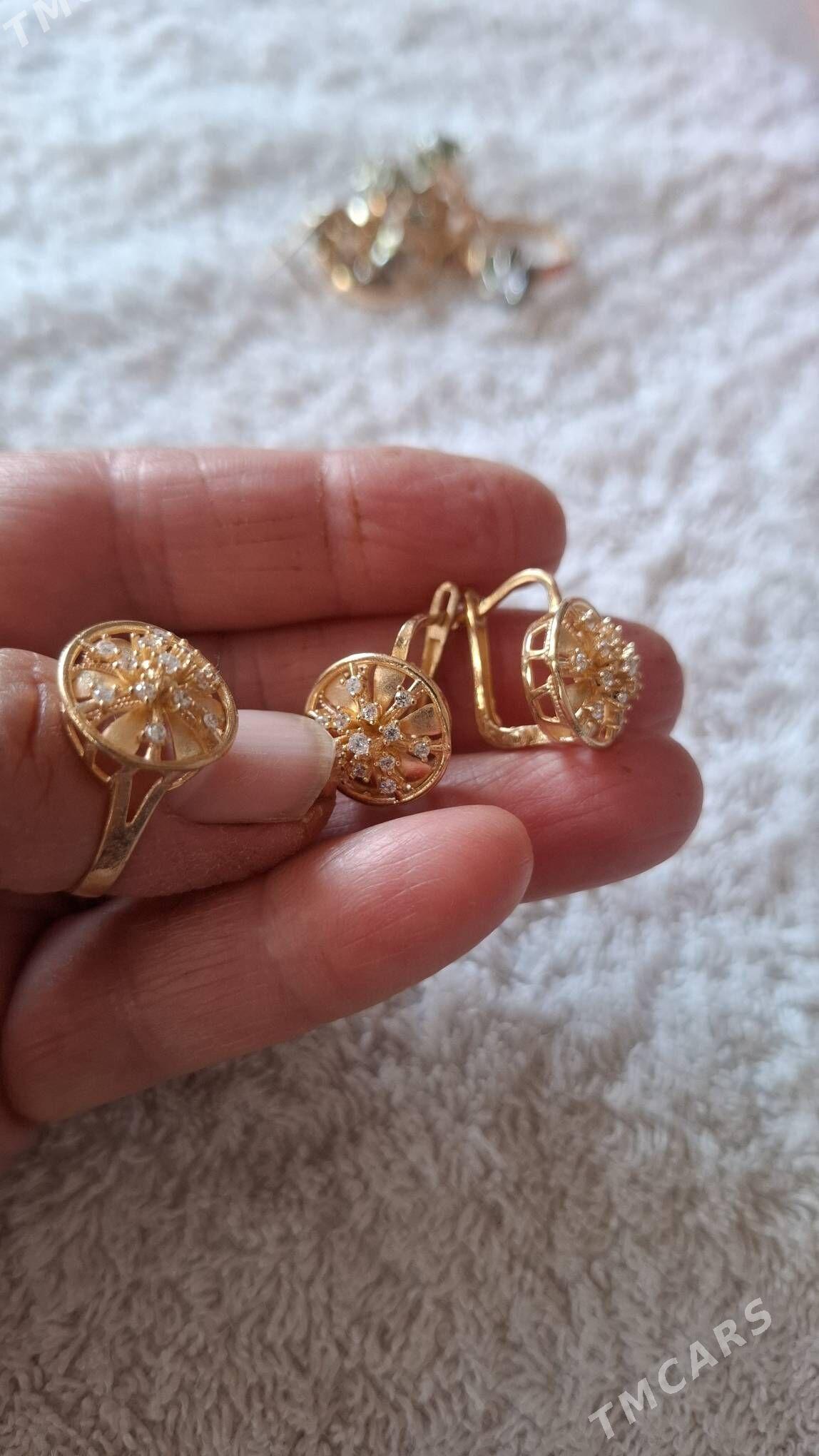 гулакхалка озбек - Türkmenabat - img 5