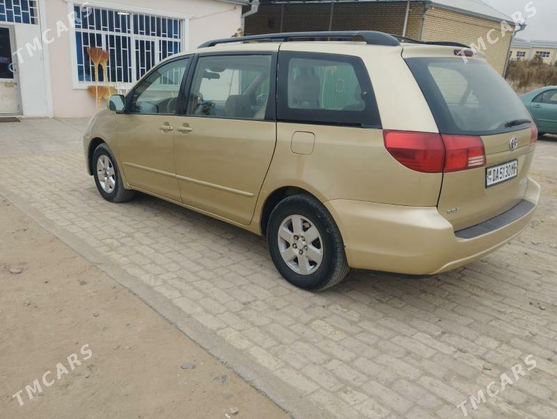 Toyota Sienna 2004 - 195 000 TMT - Ýolöten - img 4