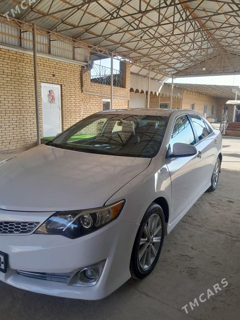 Toyota Camry 2012 - 225 000 TMT - Baýramaly - img 3