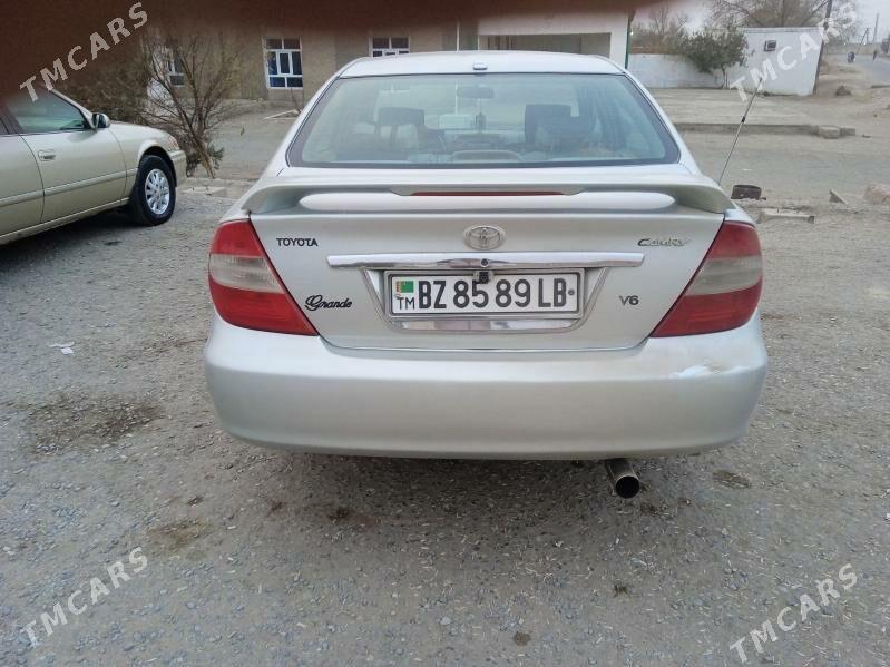 Toyota Camry 2002 - 170 000 TMT - Дарганата - img 6
