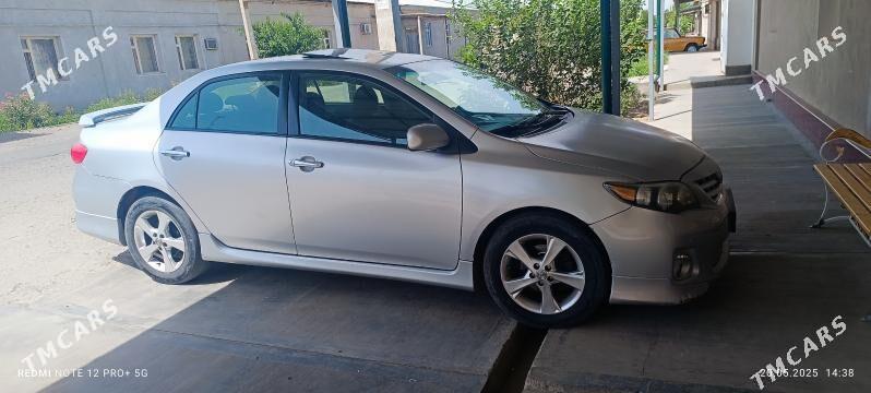 Toyota Corolla 2012 - 175 000 TMT - Дашогуз - img 4