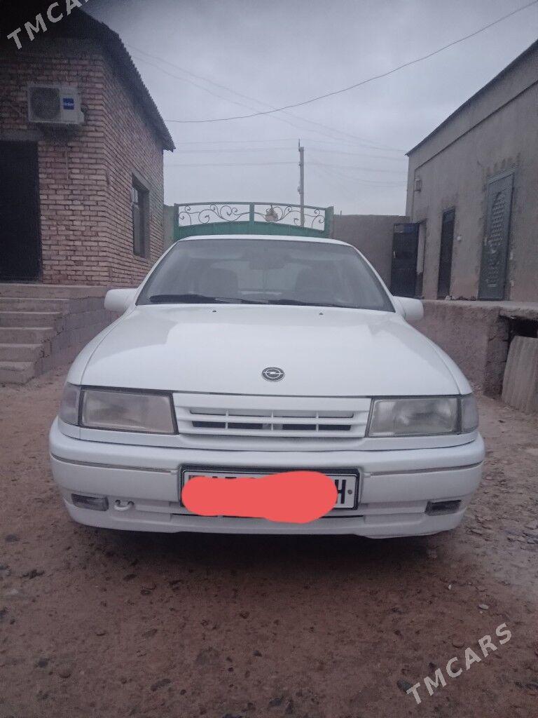 Opel Vectra 1992 - 35 000 TMT - Теджен - img 4