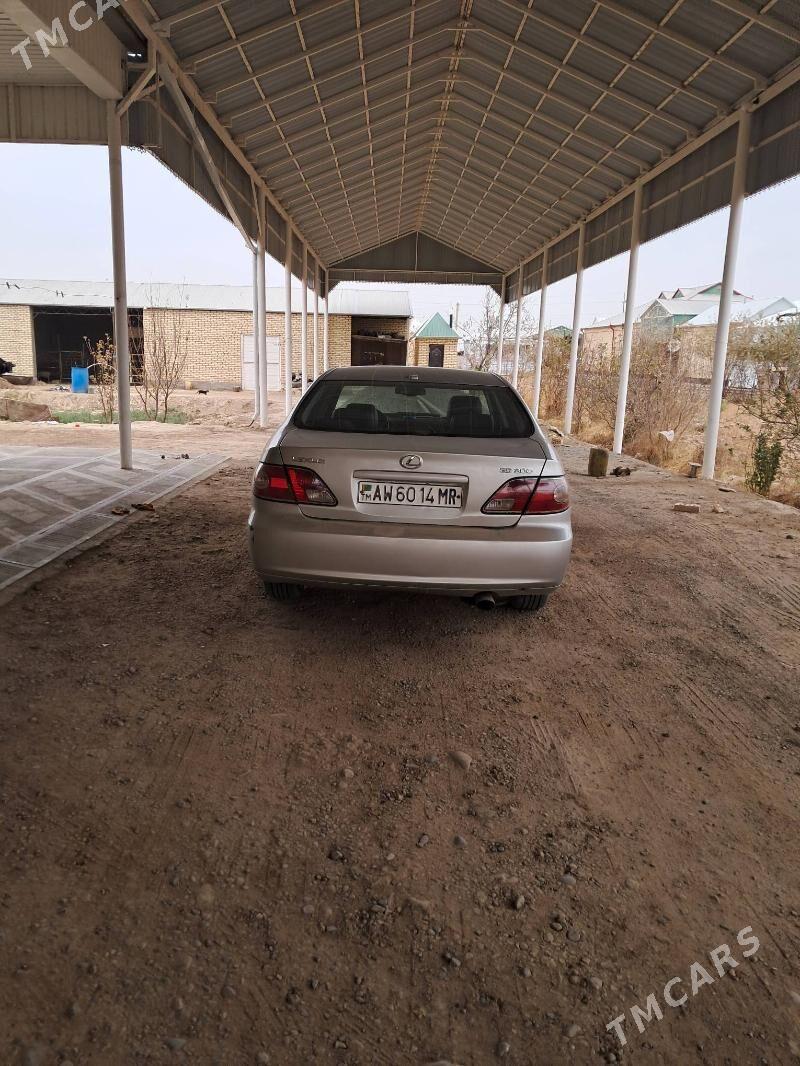 Lexus ES 300 2002 - 180 000 TMT - Мургап - img 3