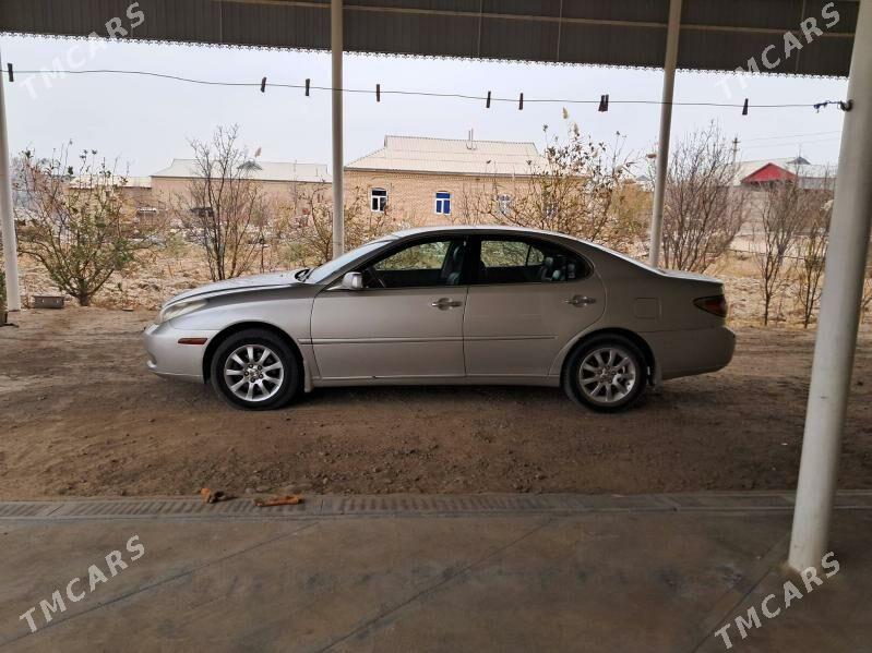 Lexus ES 300 2002 - 180 000 TMT - Мургап - img 4