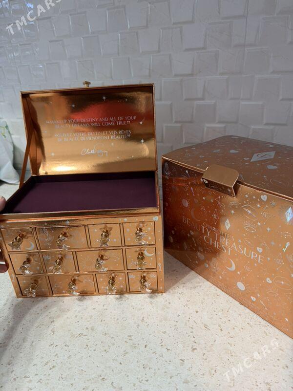 Charlotte Tilbury - Ашхабад - img 1