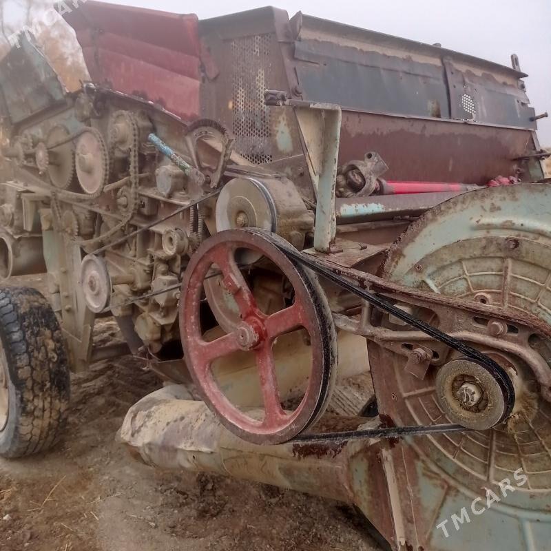 MTZ 80 2003 - 50 000 TMT - Гызыларбат - img 5