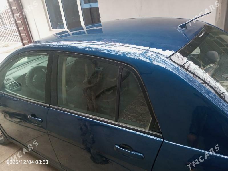 Nissan Versa 2009 - 130 000 TMT - Köýtendag - img 8