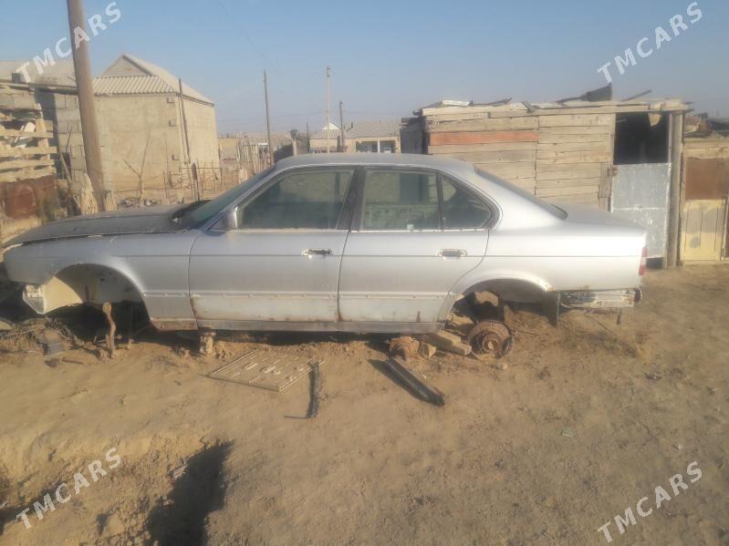 BMW 5 Series Gran Turismo 2009 - 3 000 TMT - Этрек - img 1