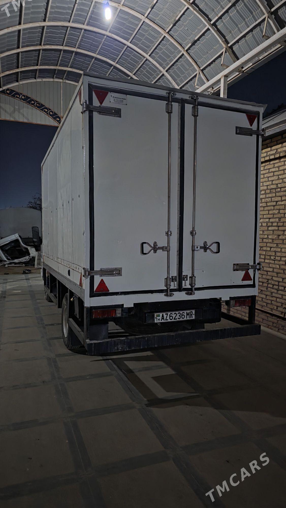 Mitsubishi Canter 2011 - 330 000 TMT - Mary - img 2