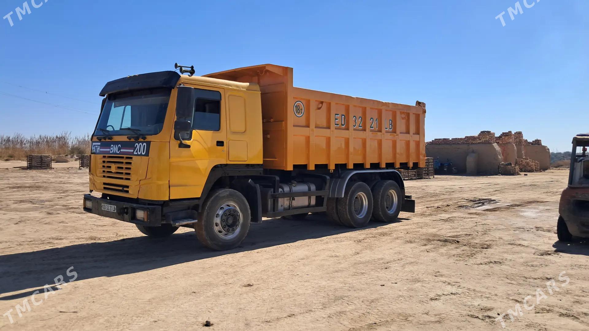 Howo Sinotruk 2002 - 380 000 TMT - Kerki - img 3