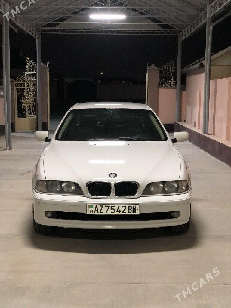 BMW E39 1999 - 108 000 TMT - Балканабат - img 2