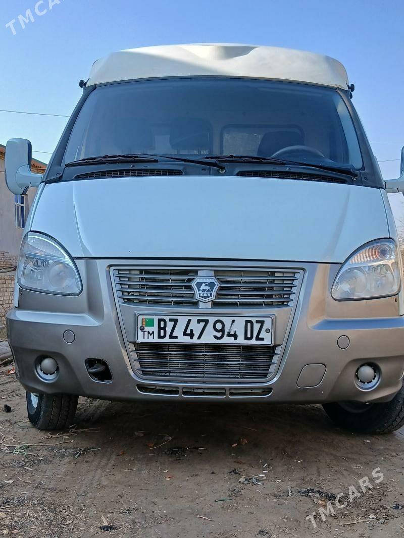 Gaz Gazel 2015 - 200 000 TMT - Гурбансолтан Едже - img 4