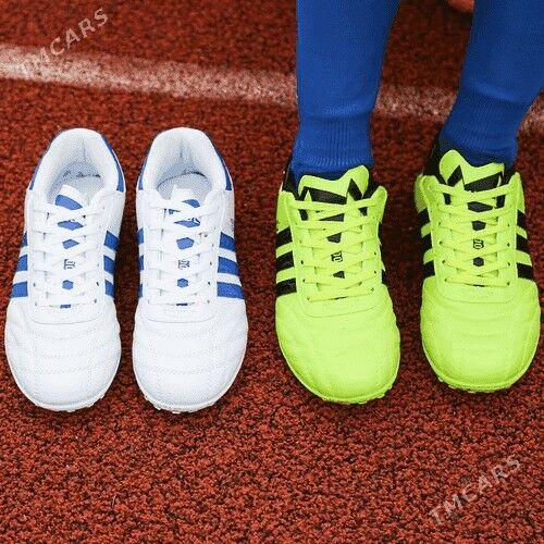 Erkekler üçin futbol aýakgap - Mary - img 2