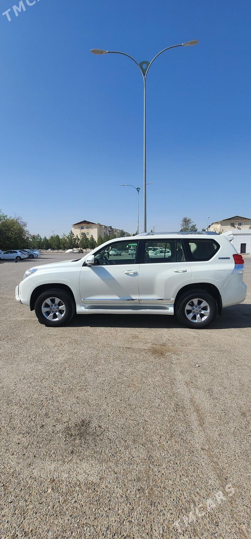 Toyota Land Cruiser Prado 2012 - 550 000 TMT - Aşgabat - img 5