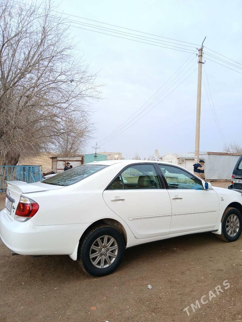 Toyota Camry 2004 - 177 000 TMT - Газаджак - img 2