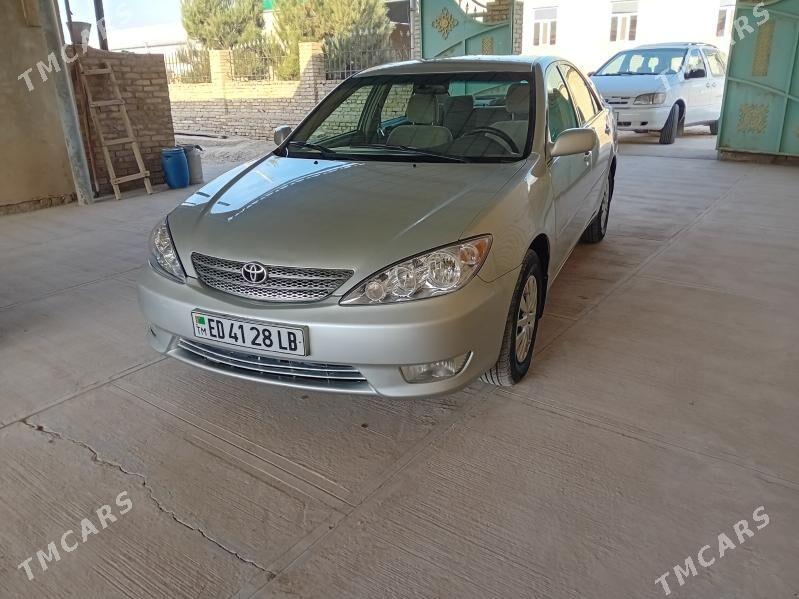 Toyota Camry 2004 - 170 000 TMT - Халач - img 4