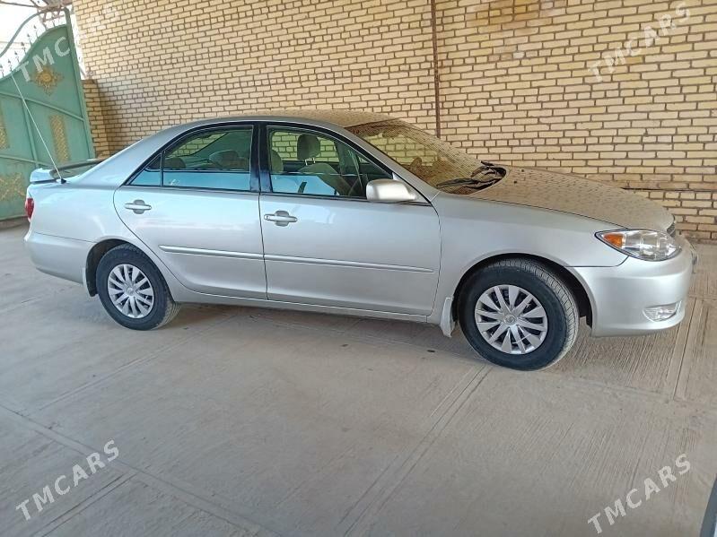 Toyota Camry 2004 - 170 000 TMT - Халач - img 2