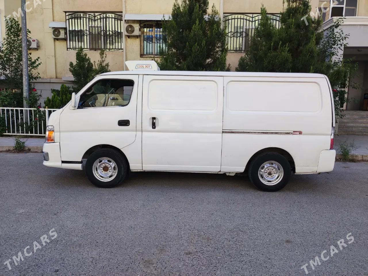 Nissan Urvan 2007 - 110 000 TMT - Туркменабат - img 5