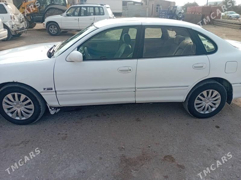 Toyota Avalon 1998 - 65 000 TMT - Halaç - img 4