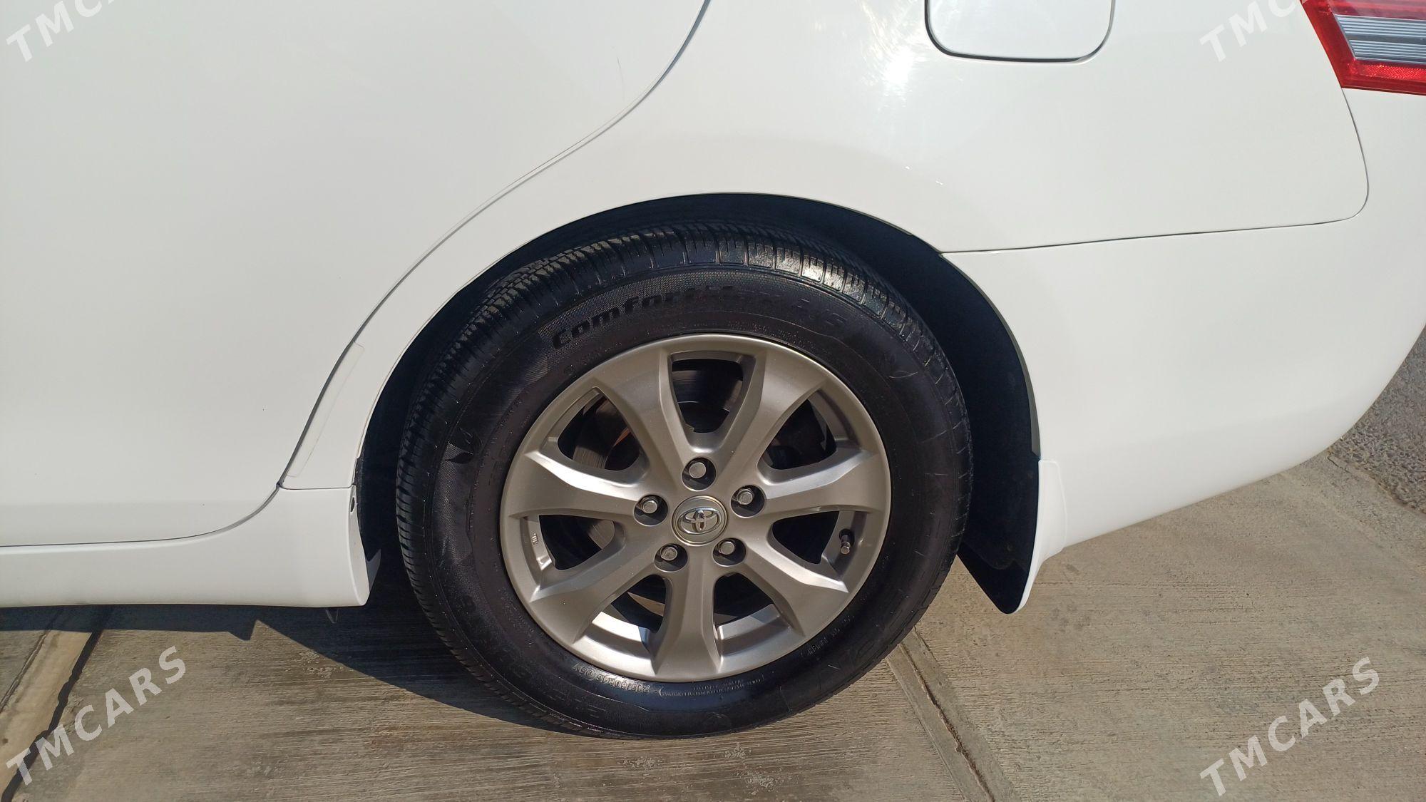 Toyota Camry 2010 - 230 000 TMT - Aşgabat - img 3