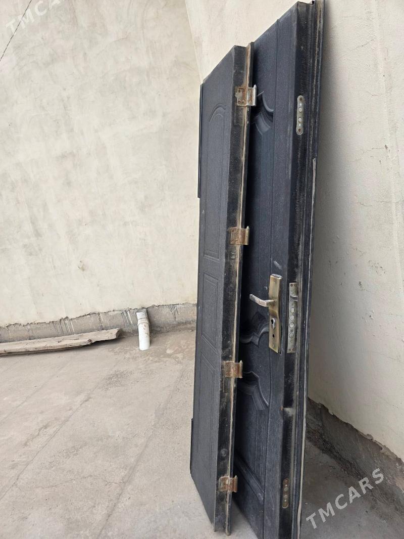 дверь б/у - Türkmenabat - img 2