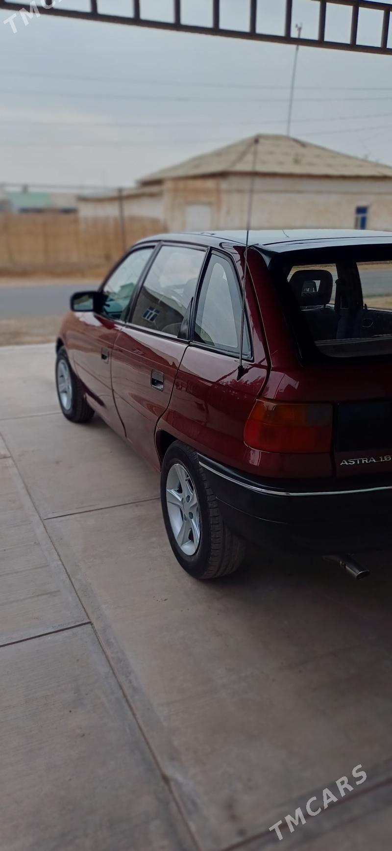 Opel Astra 1994 - 55 000 TMT - Дашогуз - img 5