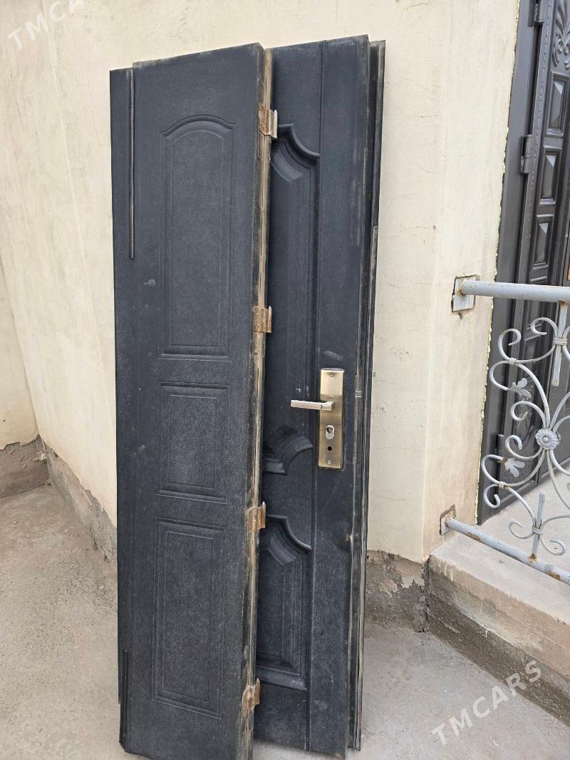 дверь б/у - Türkmenabat - img 1