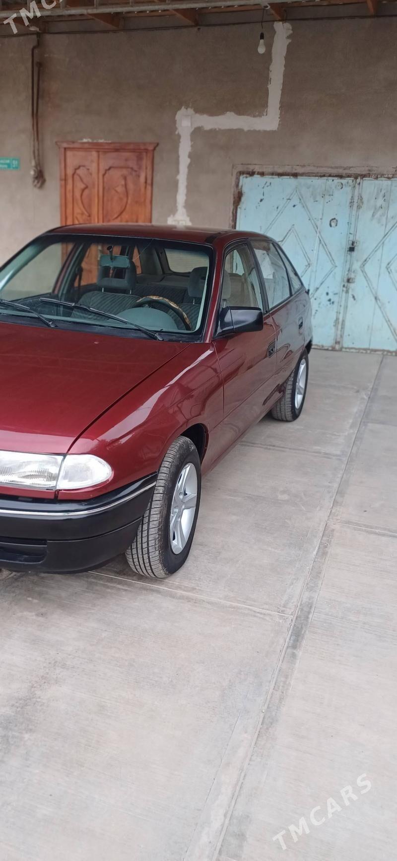 Opel Astra 1994 - 55 000 TMT - Дашогуз - img 3