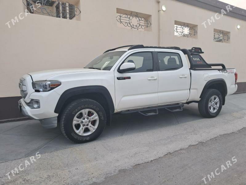 Toyota Tacoma 2019 - 320 000 TMT - Туркменабат - img 2