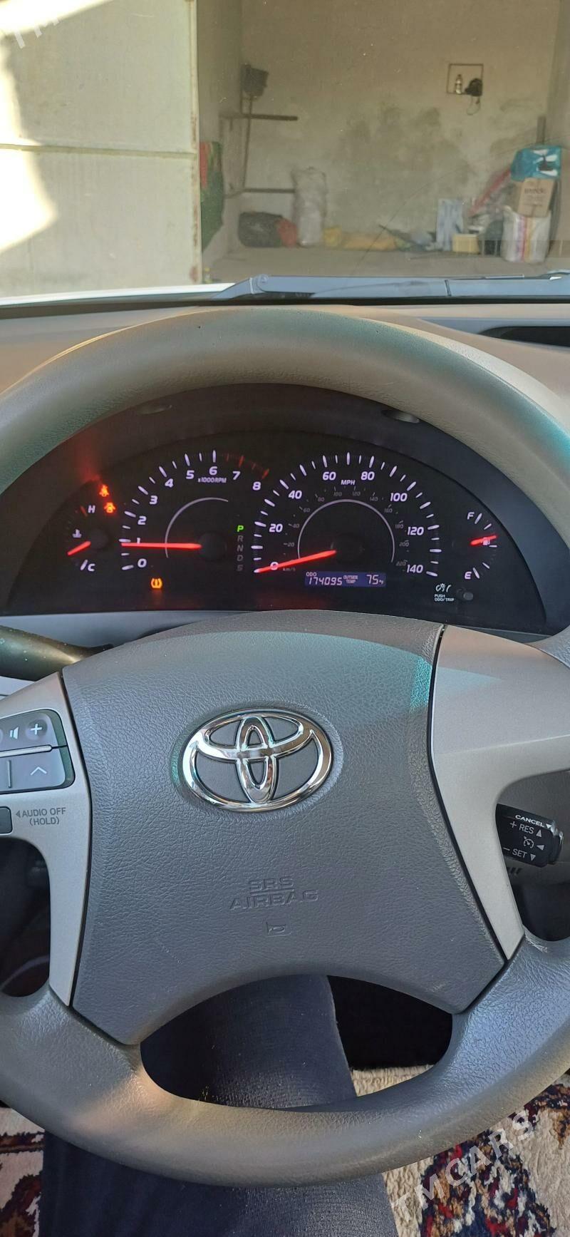 Toyota Camry 2010 - 240 000 TMT - Daşoguz - img 7