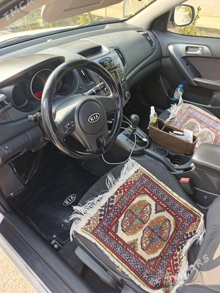 Kia Cerato 2010 - 155 000 TMT - Мир 2 - img 5