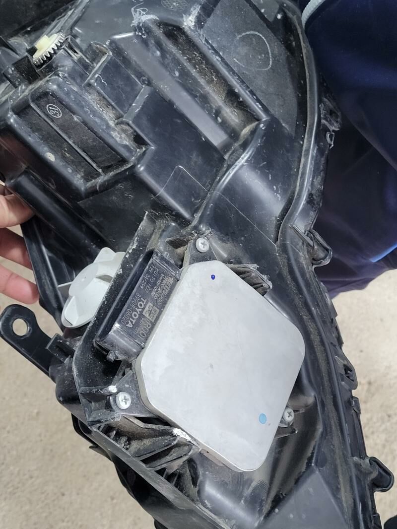 kemry yewropeyka fara Toyota 4 000 TMT - Мары - img 4