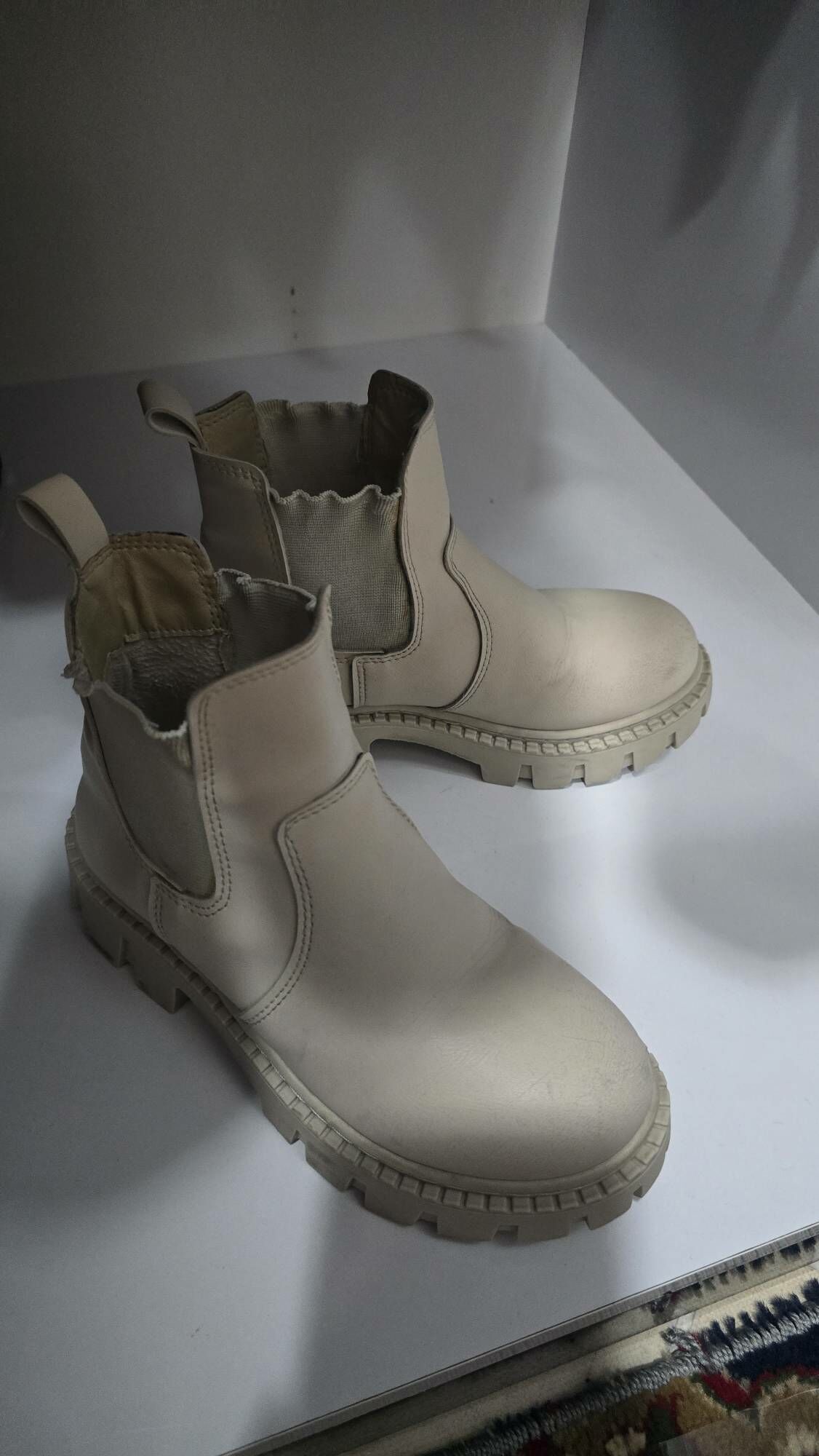 продам детские вещи - Moskowskiý köç. (10 ýyl abadançylyk şaýoly) - img 1