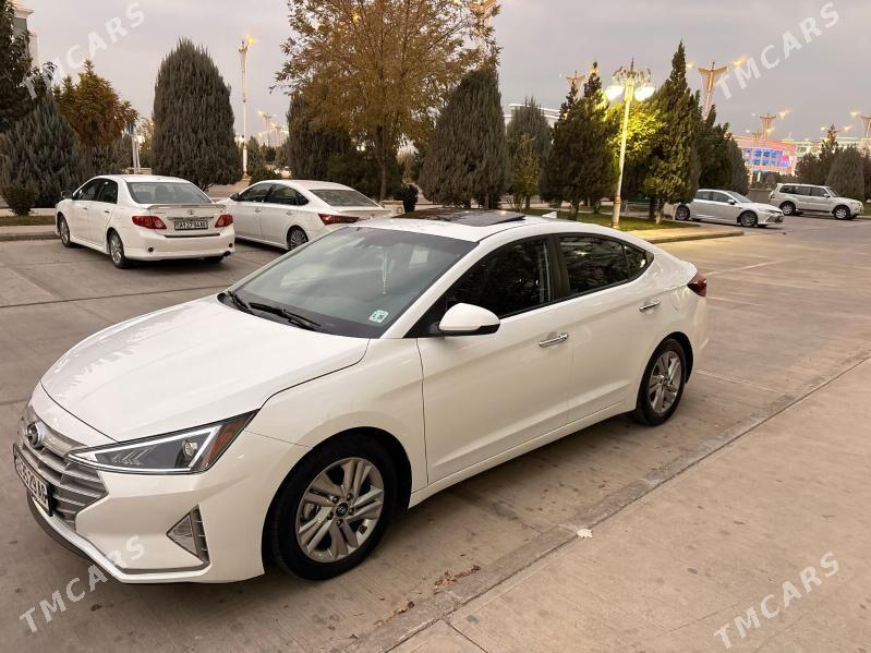 Hyundai Elantra 2020 - 250 000 TMT - Айтакова (ул. Огузхана) - img 2