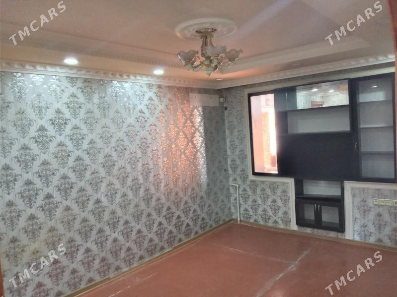 Мкр Нефтянник 3-х комнатная - Туркменабат - img 2