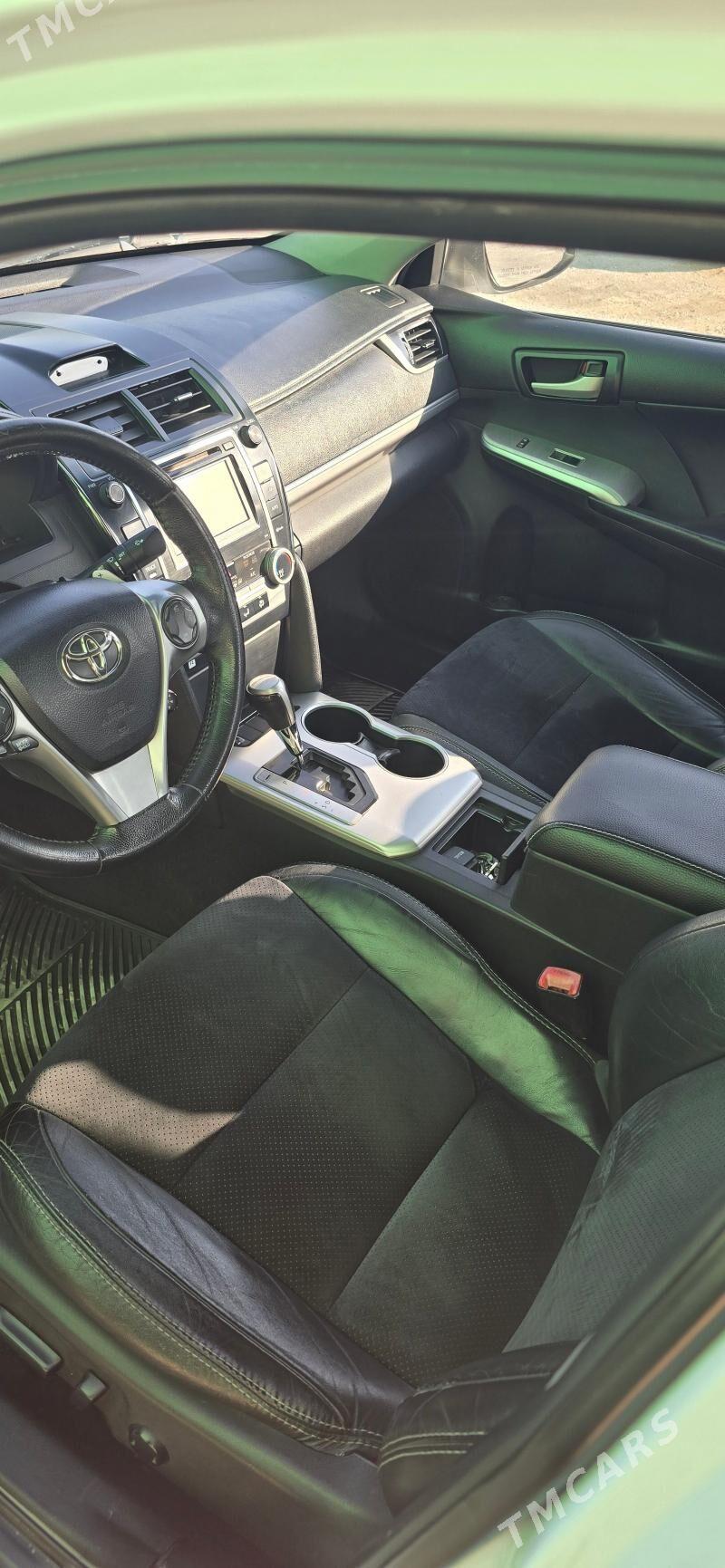 Toyota Camry 2012 - 270 000 TMT - Büzmeýin - img 4