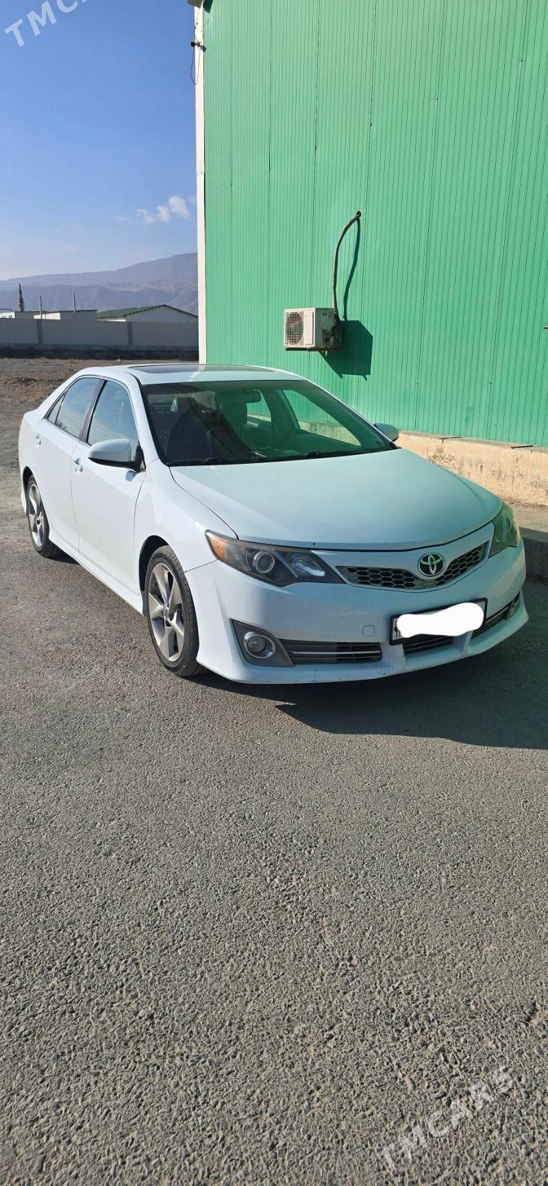 Toyota Camry 2012 - 270 000 TMT - Büzmeýin - img 2