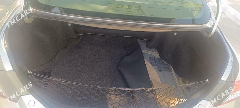 Toyota Camry 2011 - 218 000 TMT - Мары - img 9