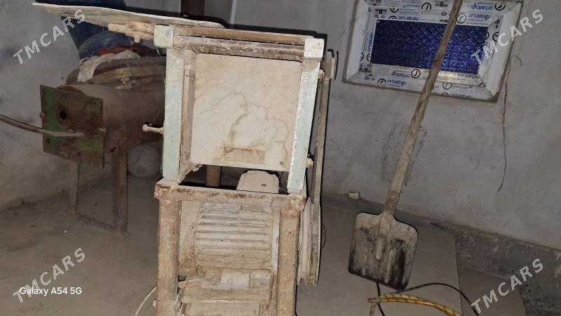 stanok tahta kesyan - Чарджоу - img 2