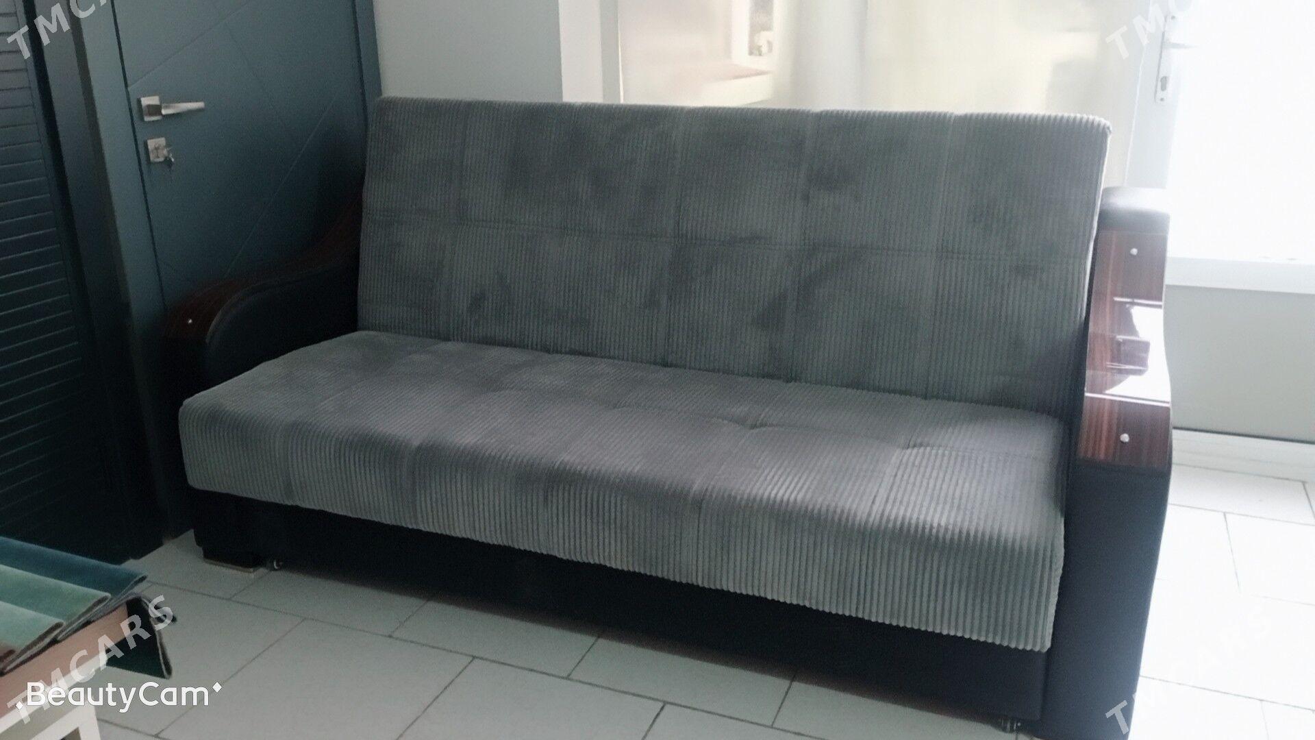 diwan - Mary - img 3