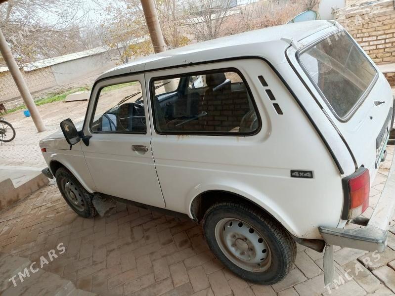 Lada Niva 1999 - 47 000 TMT - Байрамали - img 5