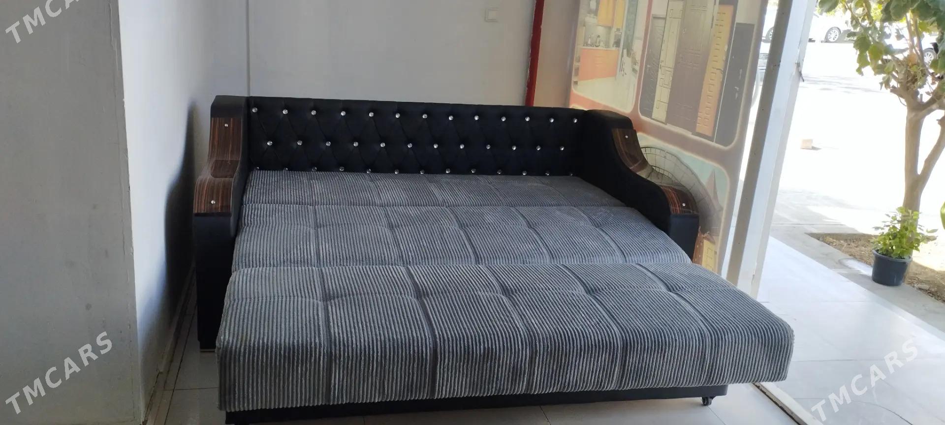 diwan - Mary - img 4