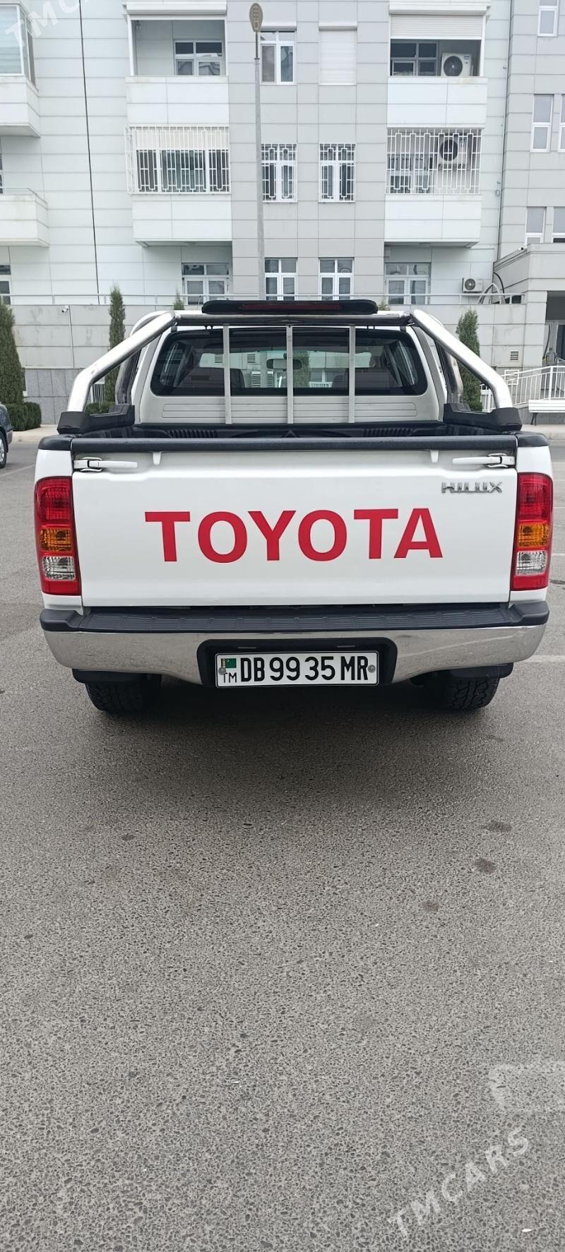 Toyota Hilux 2011 - 360 000 TMT - Мары - img 3
