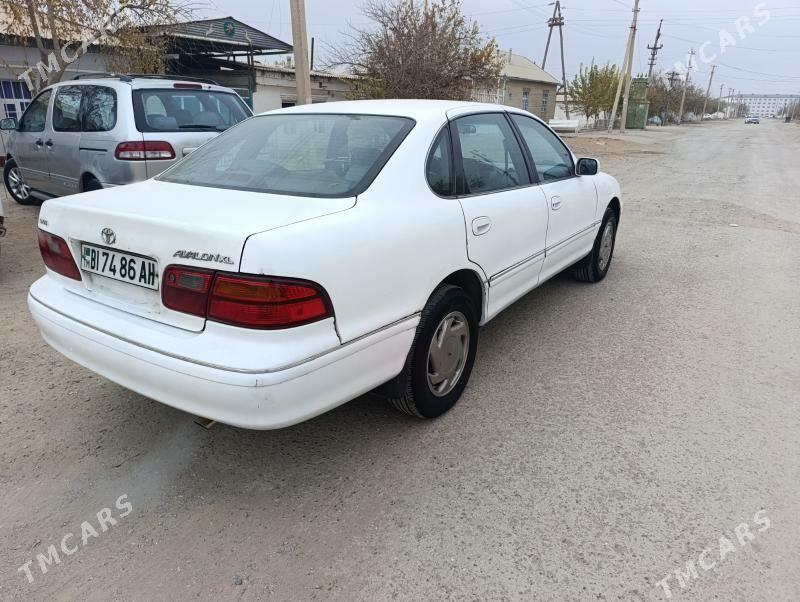 Toyota Avalon 1998 - 140 000 TMT - Теджен - img 4